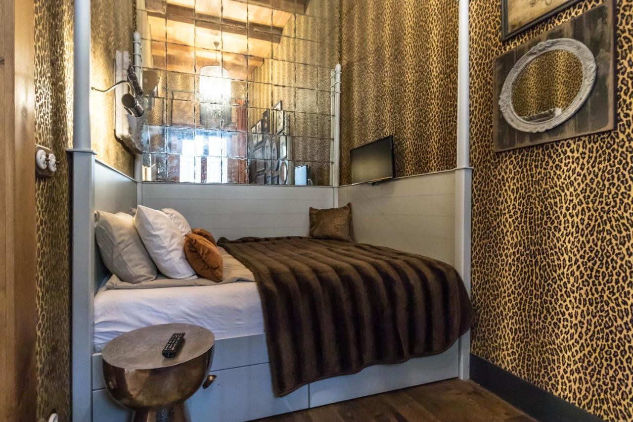 Castle Downtown Apartment ブダペスト エクステリア 写真