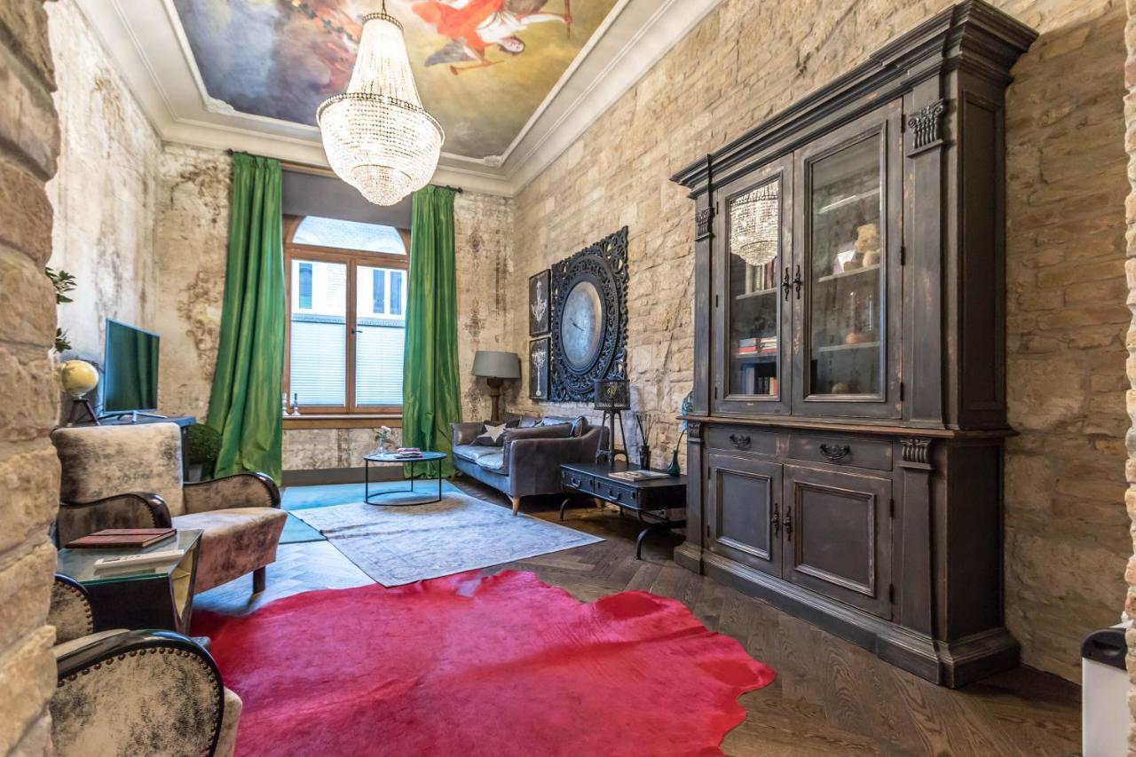 Castle Downtown Apartment ブダペスト エクステリア 写真